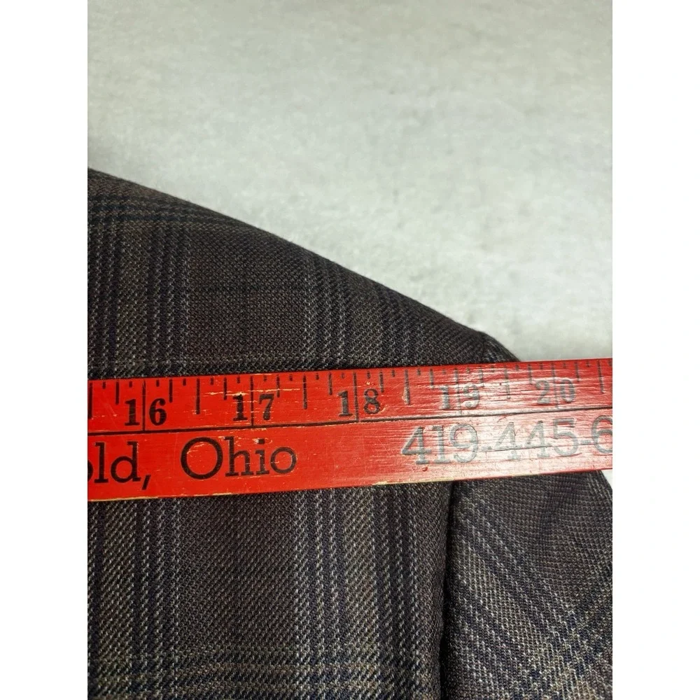 Tallia Mens 46R Plaid Sport Coat Wool Jacket  Brown 2 Button Notch Lapel - Picture 14 of 16